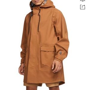 Water Blocking Hooded Nylon Nike Parka